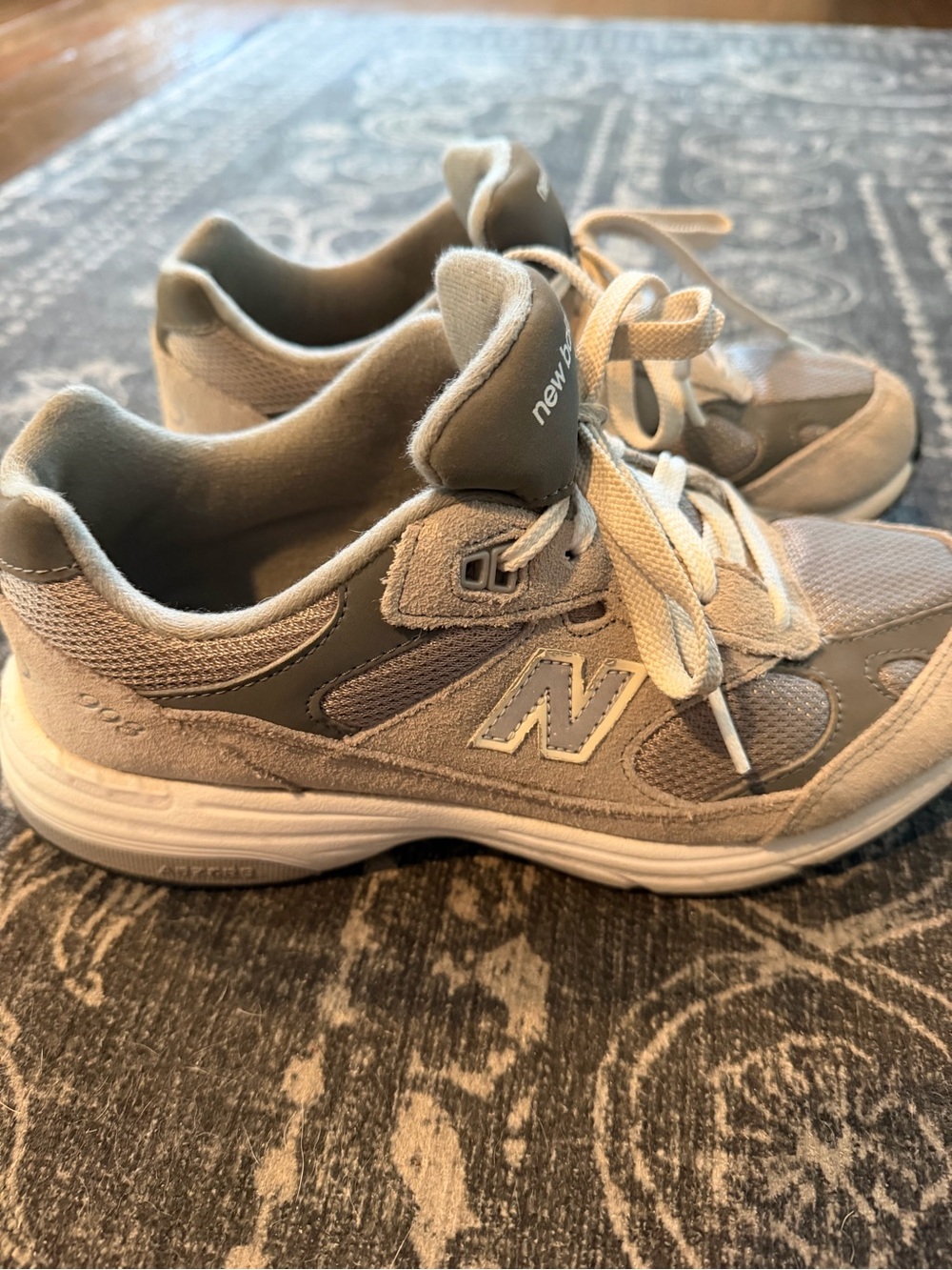 New Balance 998 Light Gray Lace-Up Sneakers.